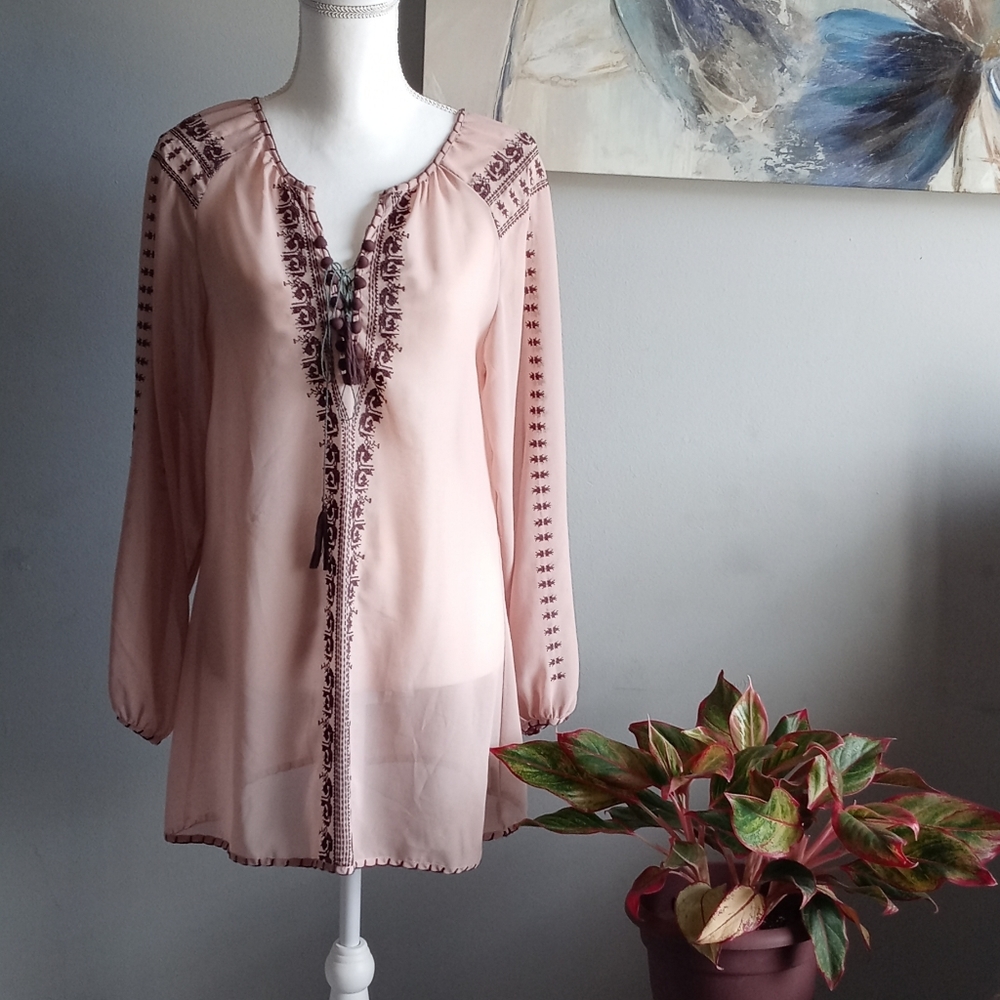 BCBG transparent tunic long sleeves one size